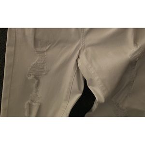 White Judy Blue jeans